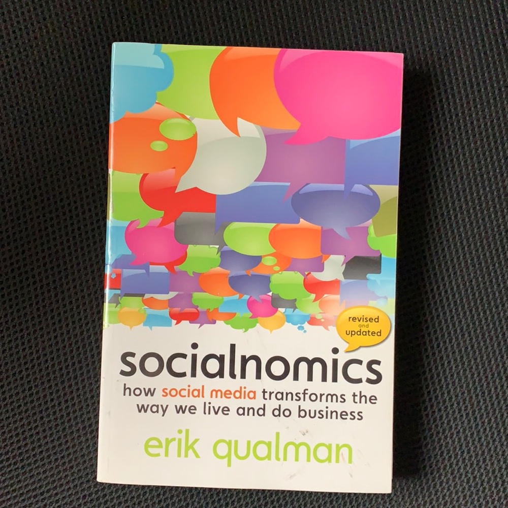 Socialnomics book by Erik qualman